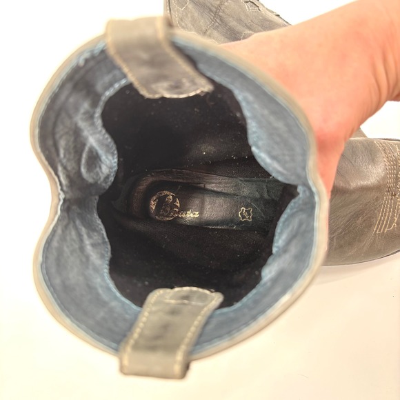 Vintage BATA Womens‎ Short Western Boots Sz 38 Gray Leather Star Cowgirl Cowboy - Picture 8 of 8